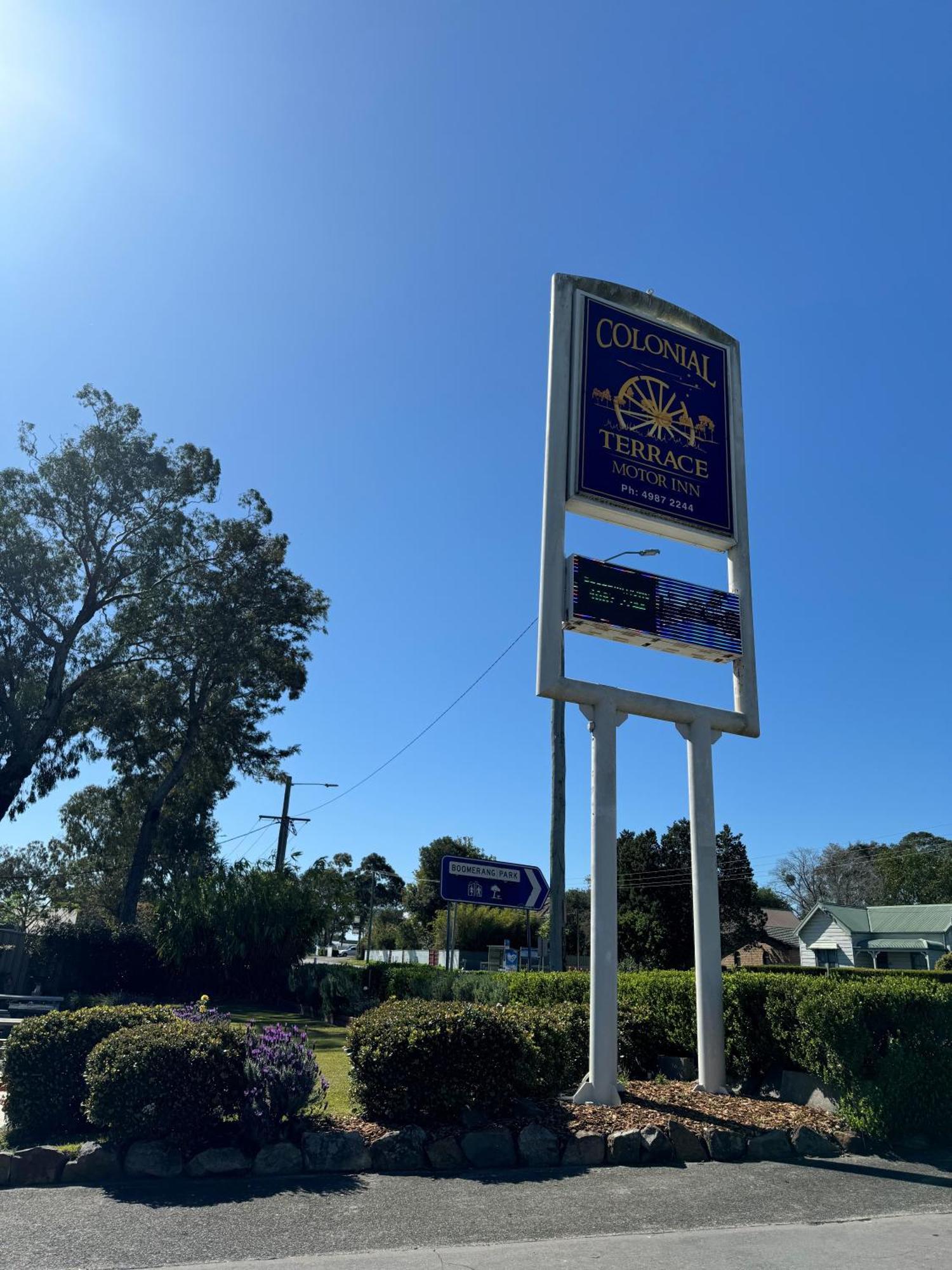 Colonial Terrace Motor Inn Raymond Terrace Eksteriør bilde