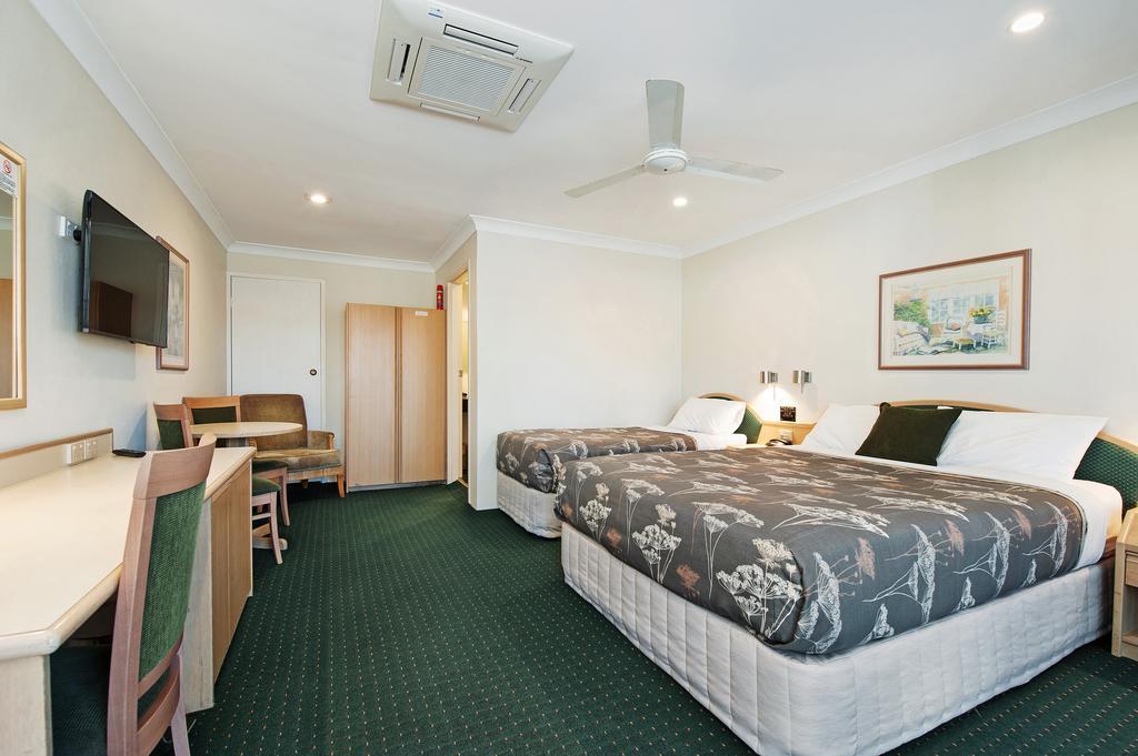Colonial Terrace Motor Inn Raymond Terrace Eksteriør bilde