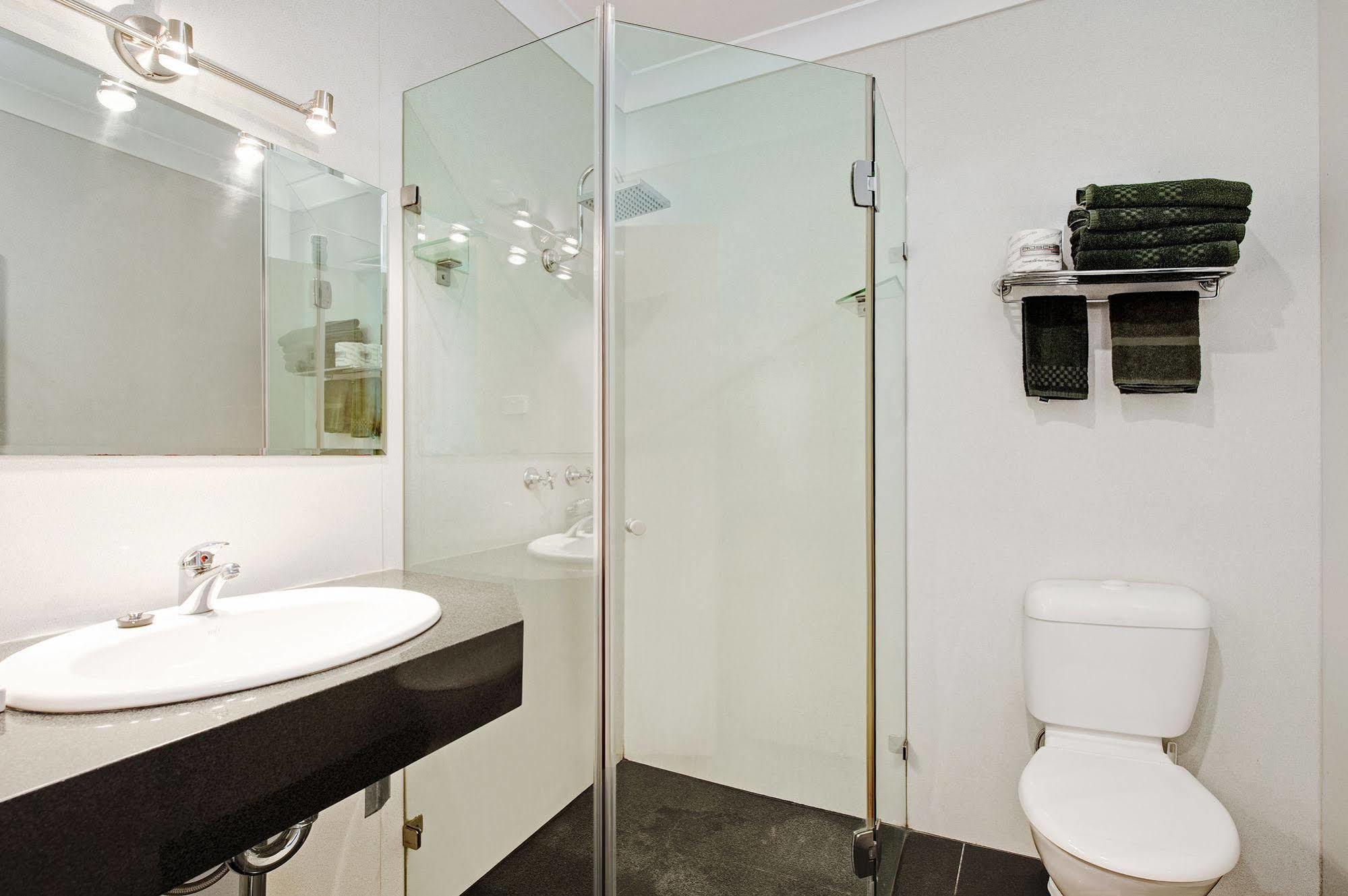 Colonial Terrace Motor Inn Raymond Terrace Eksteriør bilde